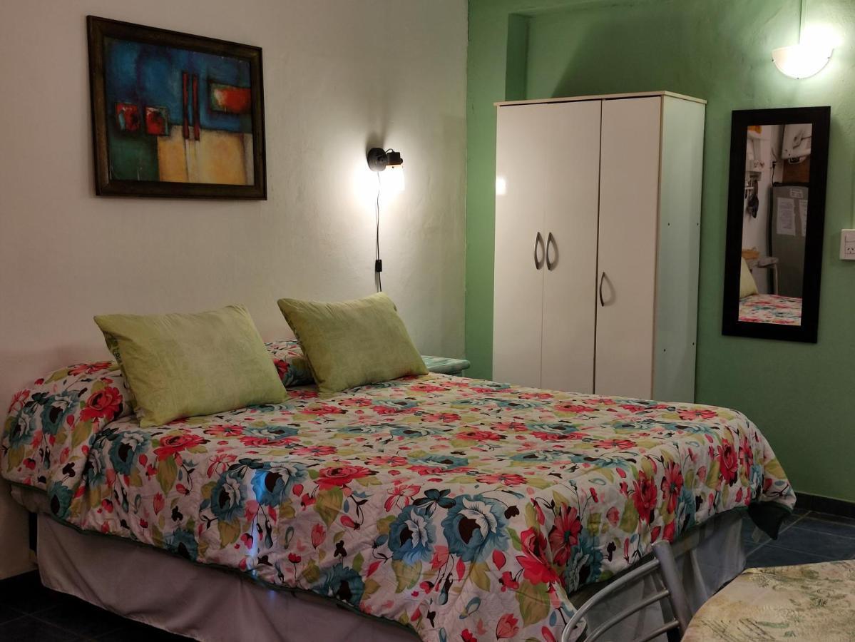 Studios La Bella Vida En Escobar เบเลน เด เอสโกบาร์ ภายนอก รูปภาพ